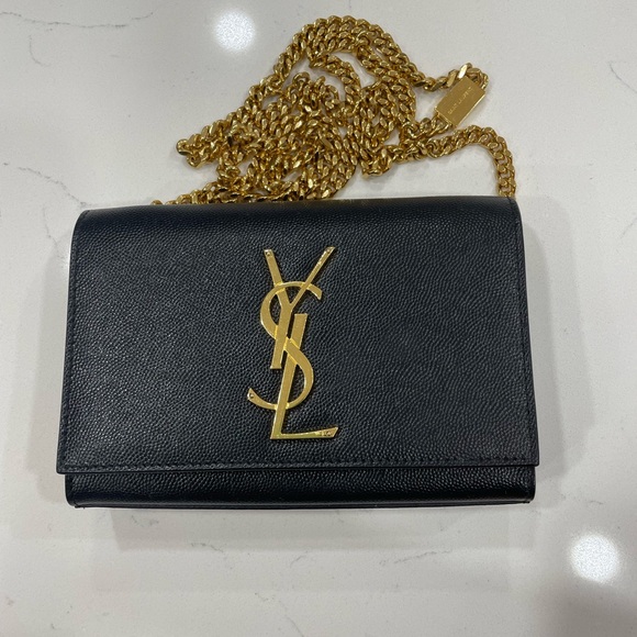 KATE SMALL CHAIN BAG IN GRAIN DE POUDRE EMBOSSED LEATHER - Picture 1 of 7
